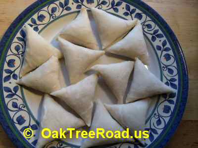 Deep Paneer Chilli Samosa image © OaktreeRoad.us